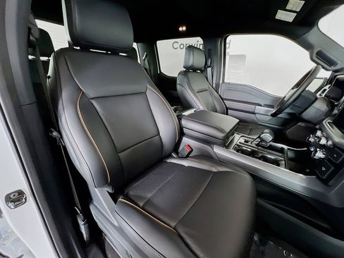 New 2025 Ford F150 Lariat w/ Equipment Group 502A High image 17