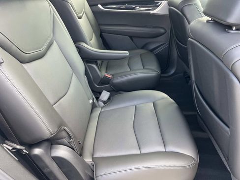 Certified 2023 Cadillac XT6 Premium Luxury w/ Technology Package image 22