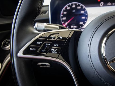 Used 2023 Mercedes-Benz S 500 4MATIC image 36