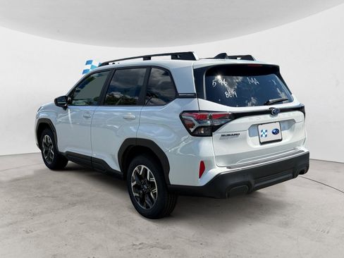 New 2025 Subaru Forester Premium image 3