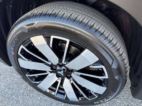 New 2026 Mitsubishi Outlander SE image 10