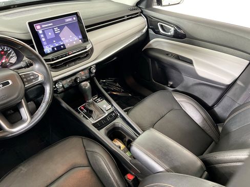 Used 2022 Jeep Compass Limited image 21