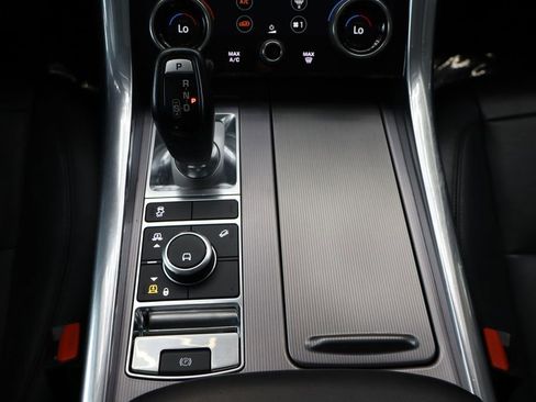 Used 2019 Land Rover Range Rover Sport HSE image 41