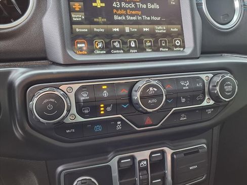 Used 2022 Jeep Wrangler Unlimited Rubicon 4xe w/ Steel Bumper Group image 8