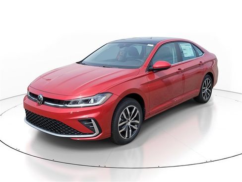 New 2025 Volkswagen Jetta SE image 2