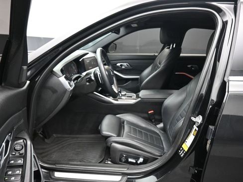 Used 2020 BMW 330i xDrive Sedan w/ Premium Package image 12