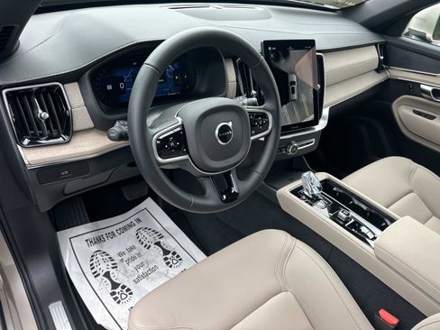 Certified 2026 Volvo XC90 B5 Plus AWD/4WD image 9