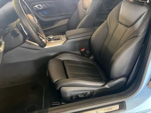 Used 2025 BMW M240i Coupe RWD image 7