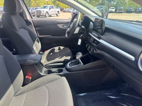 Used 2023 Kia Forte LXS w/ LXS Technology Package image 15