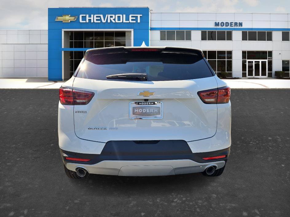 New 2026 Chevrolet Blazer LT AWD/4WD image 4