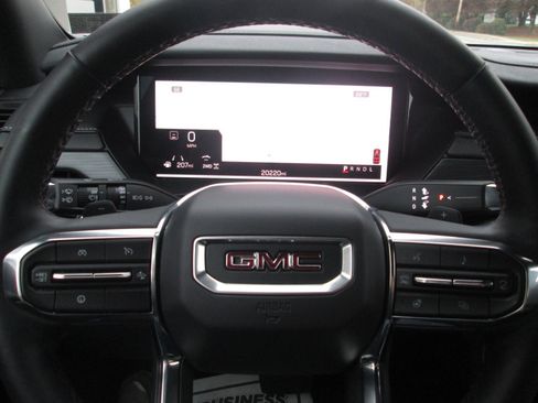 Certified 2025 GMC Acadia Elevation image 15