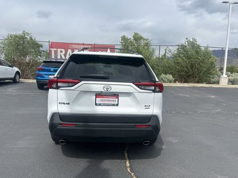 Used 2025 Toyota RAV4 XLE w/ Convenience Package image 5