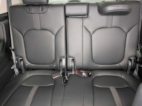 Used 2024 Honda Pilot Touring image 24