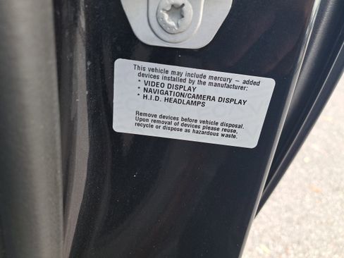 Used 2017 Chrysler Pacifica Touring Plus w/ Tire & Wheel Group image 27