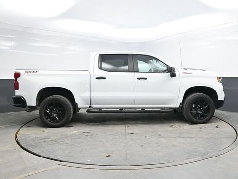 Used 2025 Chevrolet Silverado 1500 LT Trail Boss w/ Protection Package AWD/4WD image 8