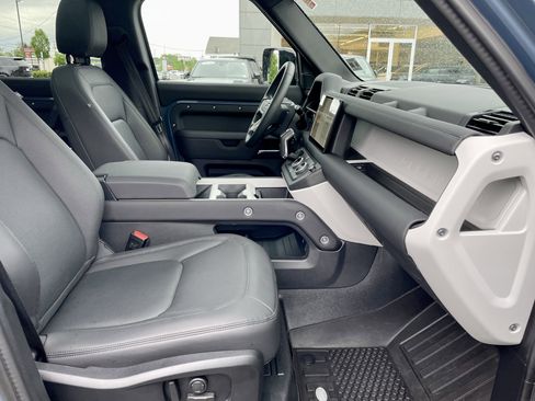 Certified 2025 Land Rover Defender 110 S AWD/4WD image 15