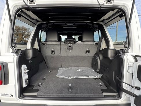 New 2026 Jeep Wrangler Unlimited Rubicon image 5