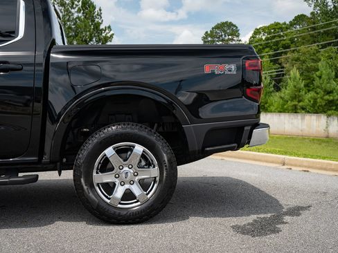 Used 2025 Ford Ranger Lariat w/ FX4 Off-Road Package AWD/4WD image 6