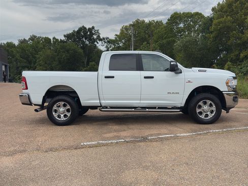 Used 2024 RAM 2500 Big Horn w/ Off Road Package AWD/4WD image 3