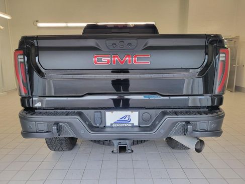 Used 2024 GMC Sierra 2500 AT4X w/ AT4X AEV Edition AWD/4WD image 24