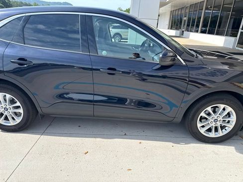 Used 2021 Ford Escape SE w/ Convenience Package FWD image 7