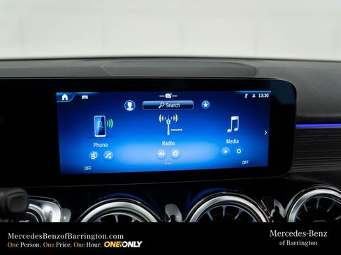 New 2026 Mercedes-Benz GLB 250 4MATIC image 27