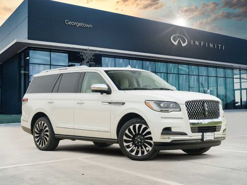 Used 2024 Lincoln Navigator Black Label AWD/4WD image 1