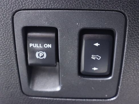 Used 2017 Ford F150 Lariat AWD/4WD image 11