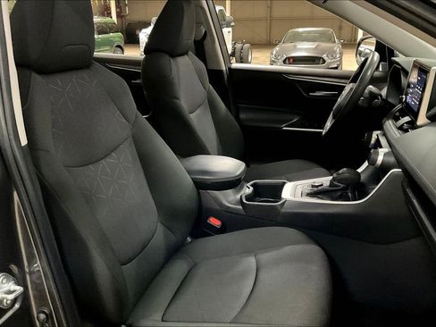 Used 2024 Toyota RAV4 XLE image 7