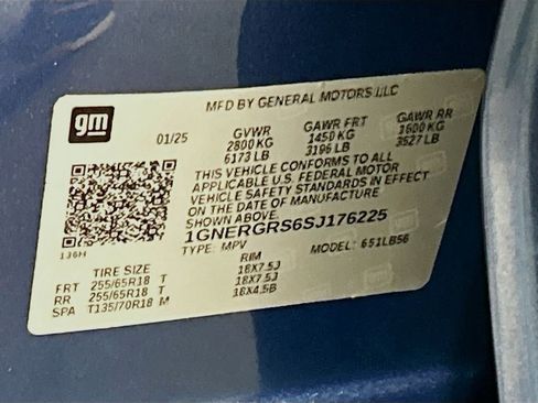 Used 2025 Chevrolet Traverse LT w/ Driver Confidence Package FWD image 30
