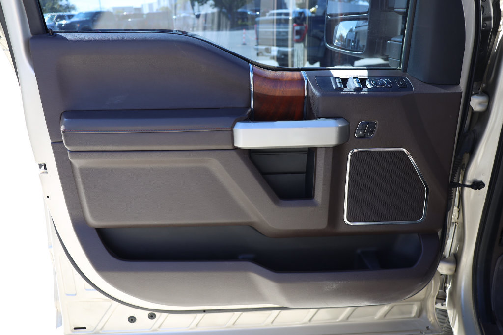 Used 2017 Ford F250 King Ranch w/ King Ranch Ultimate Package AWD/4WD image 10