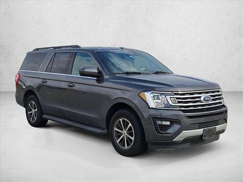Used 2019 Ford Expedition Max XLT image 3