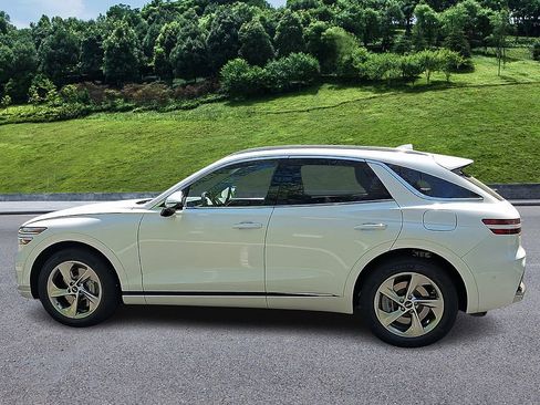 New 2026 Genesis GV70 2.5T Advanced w/ G1 Accessory Package AWD/4WD image 9