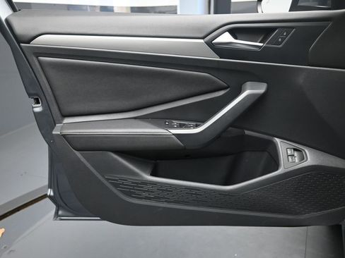 Used 2024 Volkswagen Jetta S image 19