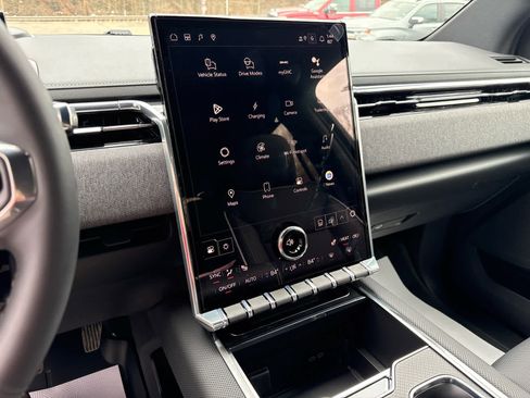 New 2026 GMC Sierra EV Elevation image 20