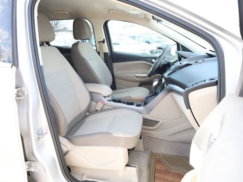 Used 2016 Ford Escape SE image 23