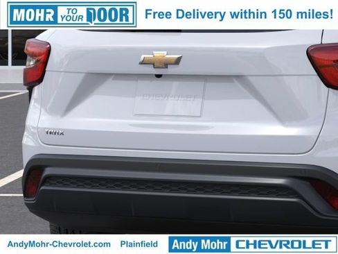 New 2026 Chevrolet Trax LS w/ LS Convenience Package FWD image 18