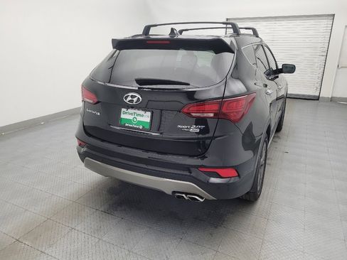 Used 2018 Hyundai Santa Fe Sport image 7