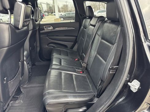 Used 2014 Jeep Grand Cherokee Overland w/ Advanced Technology Group image 33