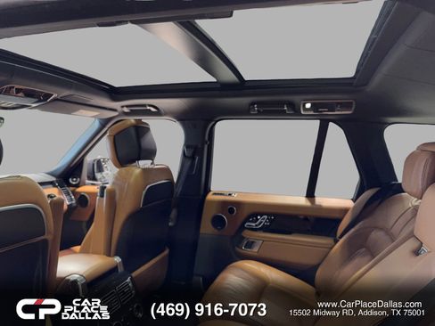 Used 2020 Land Rover Range Rover Autobiography image 24