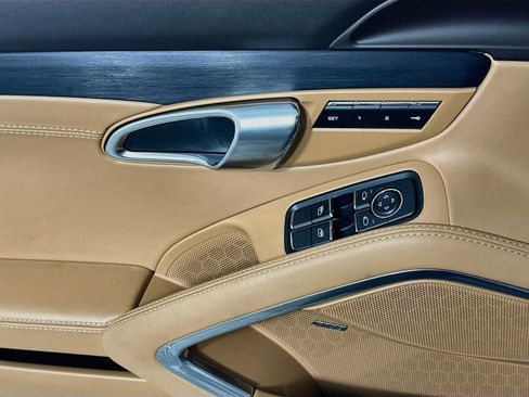 Certified 2019 Porsche 911 Carrera GTS RWD image 11