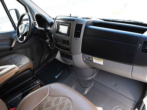 Used 2016 Mercedes-Benz Sprinter 3500 image 12