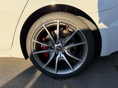 Used 2020 Genesis G70 2.0T Sport image 16