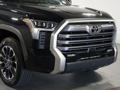 Used 2022 Toyota Tundra Limited AWD/4WD image 4