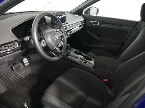 Used 2023 Honda Civic Sport image 16