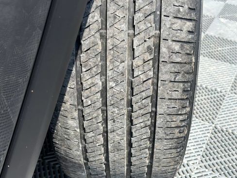 Used 2023 Jeep Grand Cherokee Altitude RWD image 19