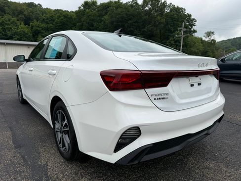 Used 2022 Kia Forte LXS FWD image 7