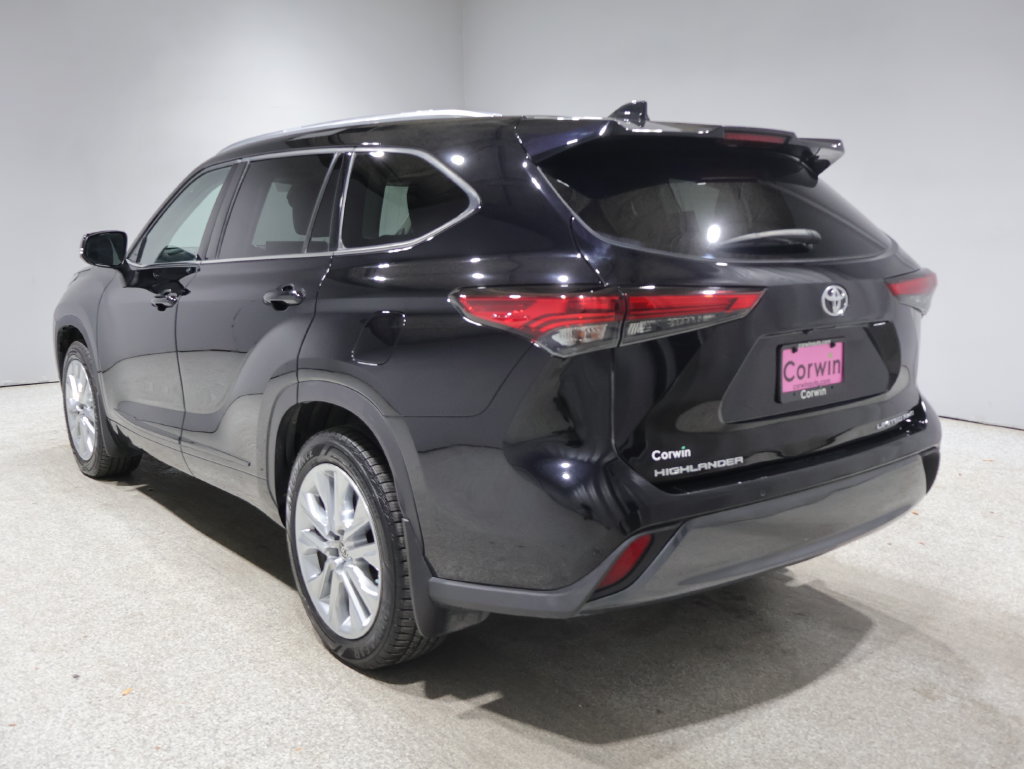 Used 2021 Toyota Highlander Limited AWD/4WD image 6