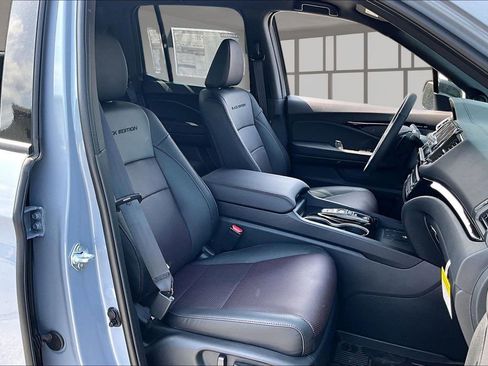 New 2026 Honda Ridgeline Black Edition image 10