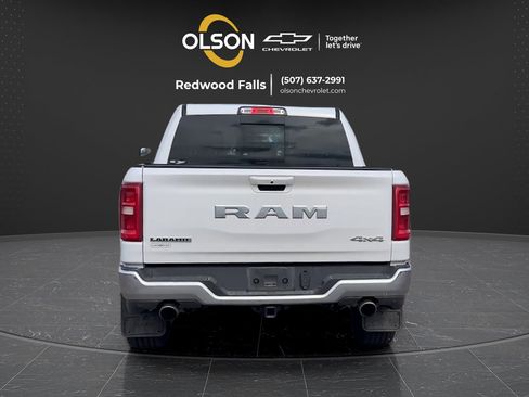 Used 2025 RAM 1500 Laramie AWD/4WD image 4